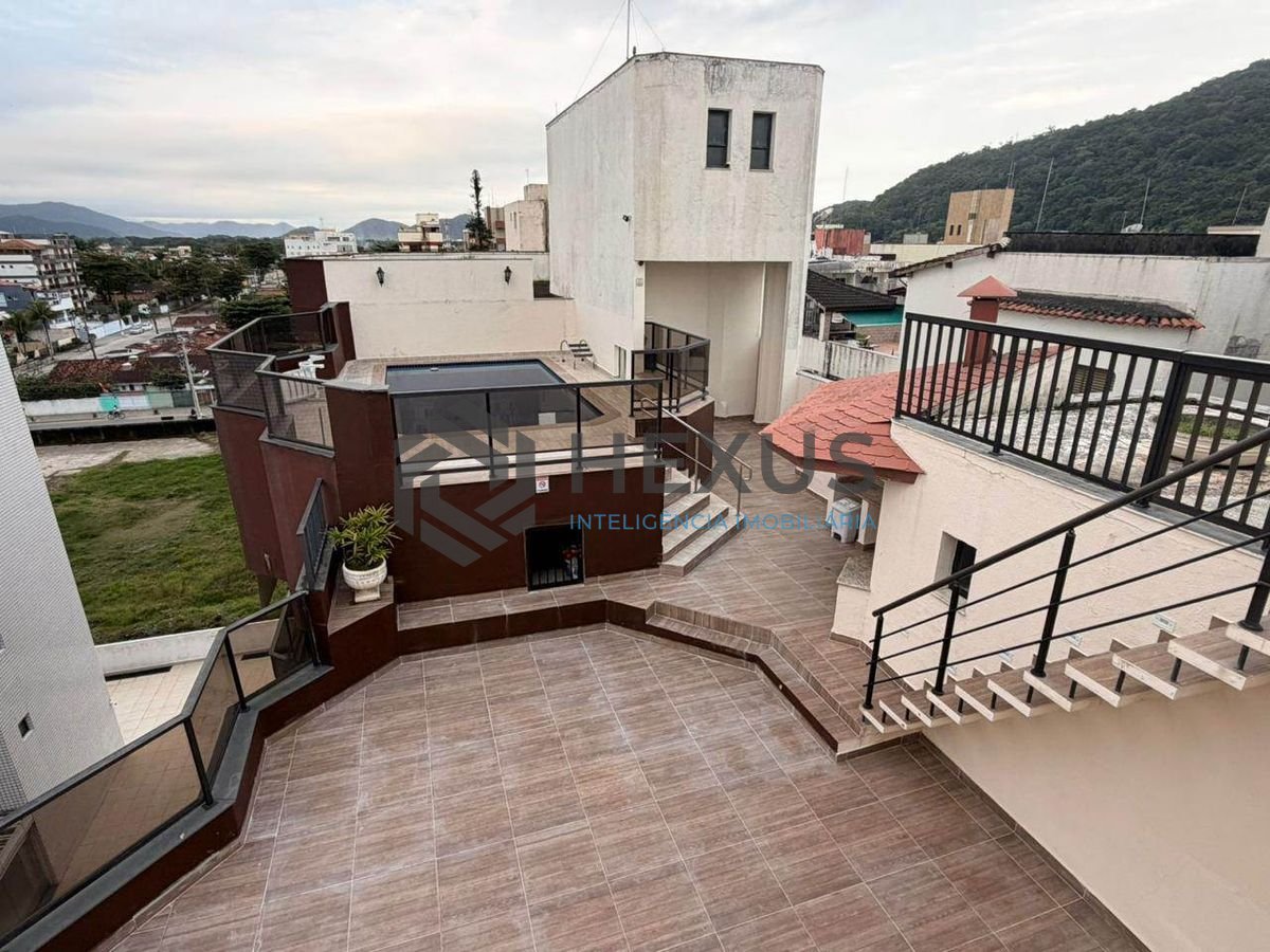 Foto 2 de Apartamento com varanda e lazer a 300m da praia na região do Tortugas na Enseada, Guarujá