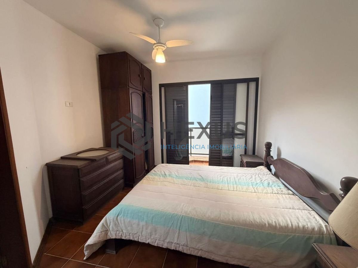 Foto 6 de Apartamento com varanda e lazer a 300m da praia na região do Tortugas na Enseada, Guarujá
