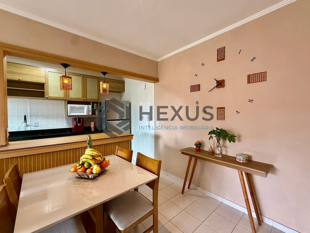 Foto 12 de Apartamento reformado com varanda vista mar e lazer a 350m da praia na região do Tejereba na Enseada, Guarujá