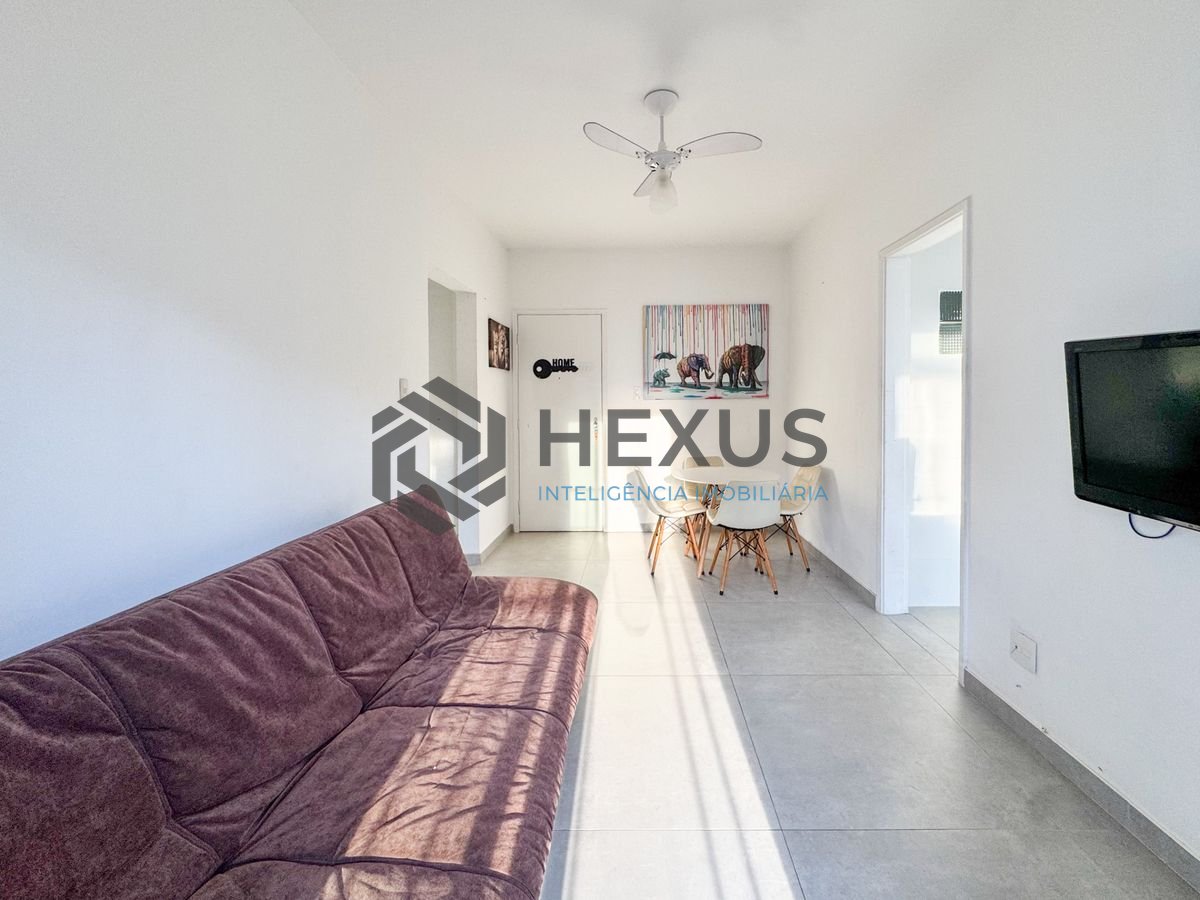 Foto 5 de Apartamento com varanda a 2 quadras da praia nas Pitangueiras, Guarujá