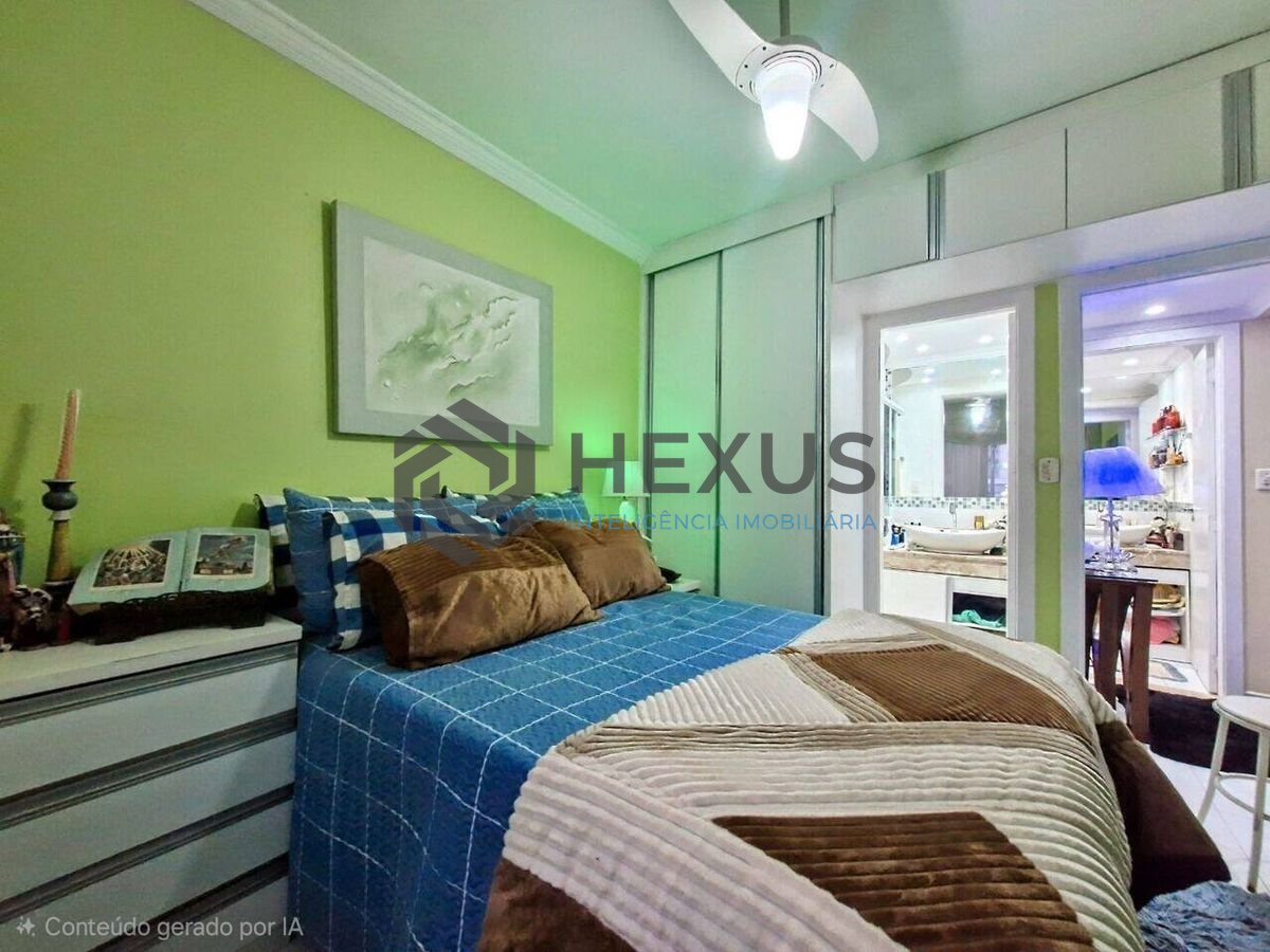 Foto 10 de Apartamento reformado com varanda a 1 quadra da praia nas Pitangueiras, Guarujá