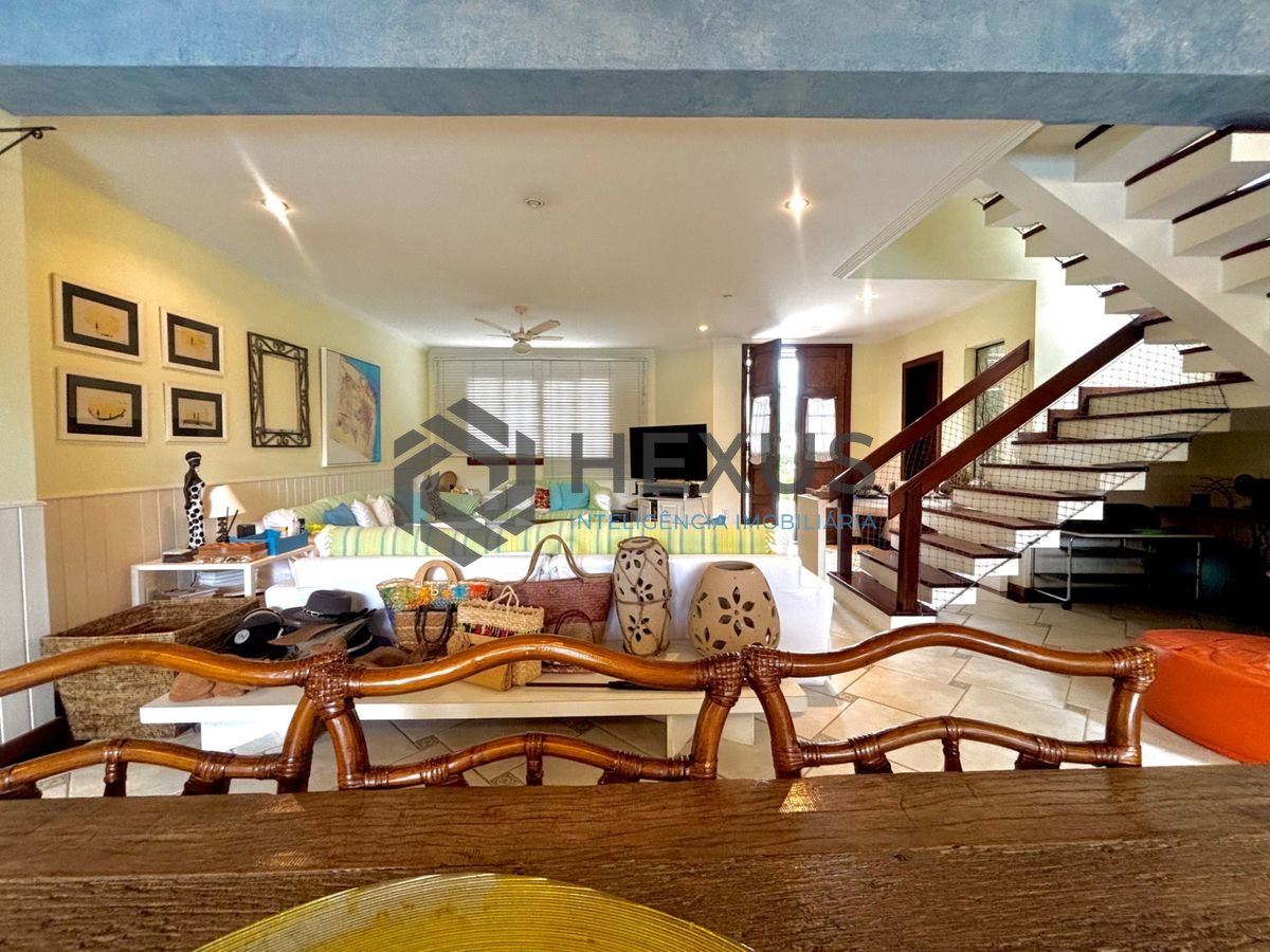 Foto 20 de Casa reformada com piscina e área gourmet no Jardim Acapulco, Guarujá