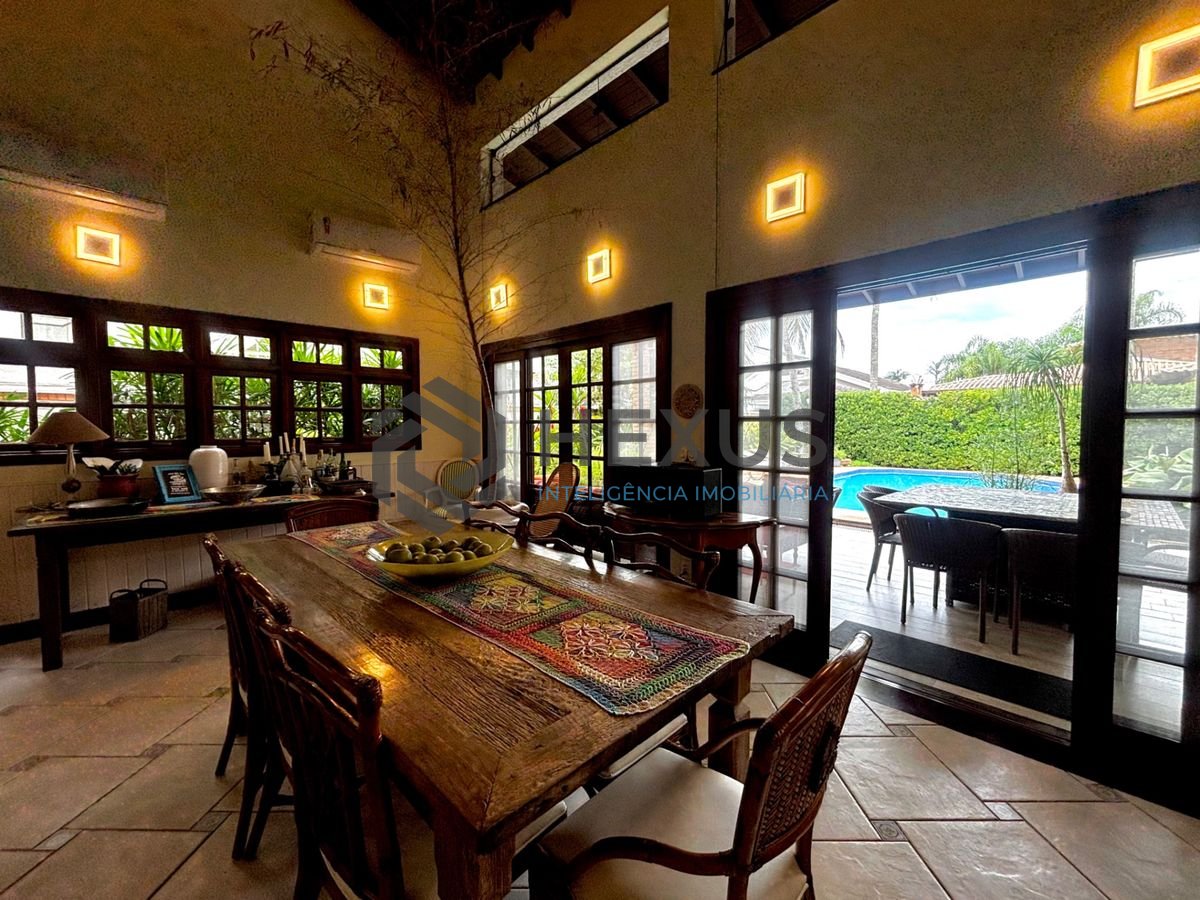 Foto 18 de Casa reformada com piscina e área gourmet no Jardim Acapulco, Guarujá