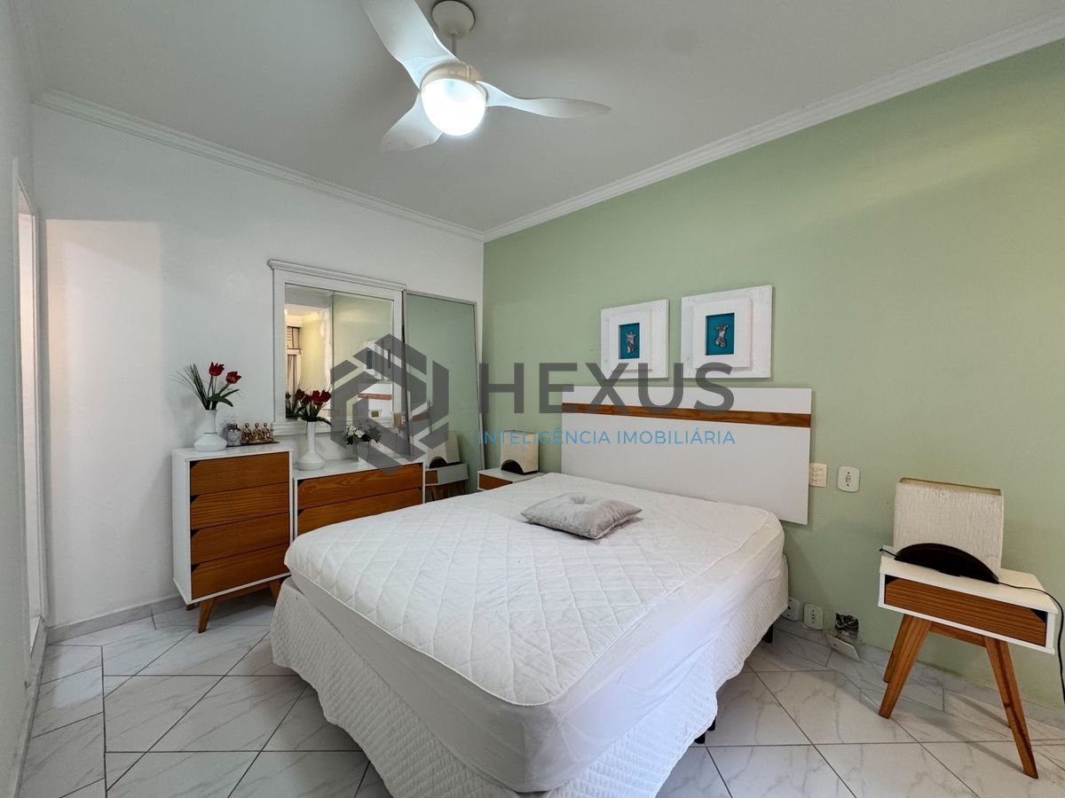 Foto 17 de Apartamento reformado com varanda e lazer a 100m da praia na região do Maluf nas Pitangueiras, Guarujá