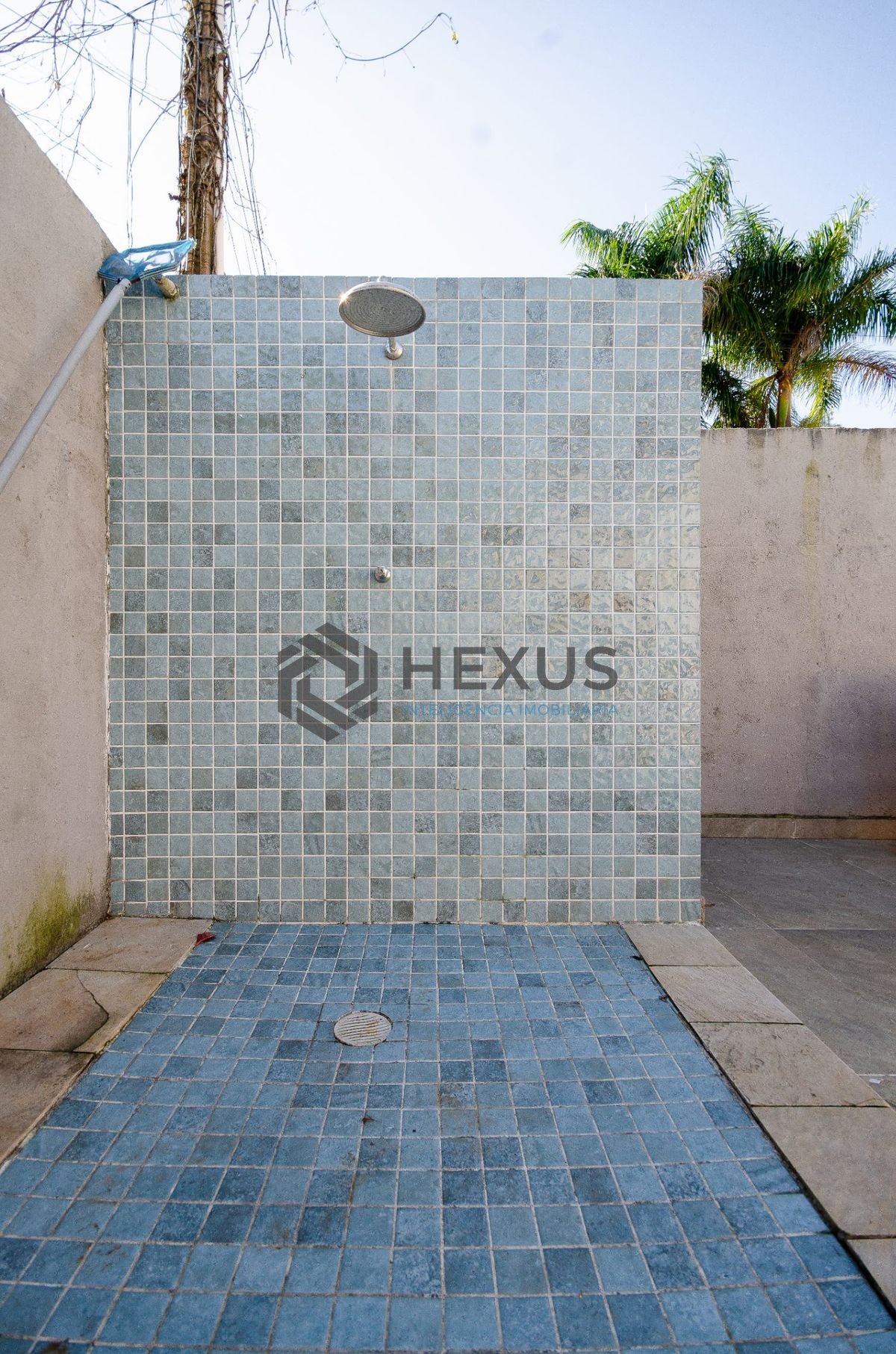 Foto 30 de Casa reformado com piscina e área gourmet a 250m da praia no Pernambuco, Guarujá