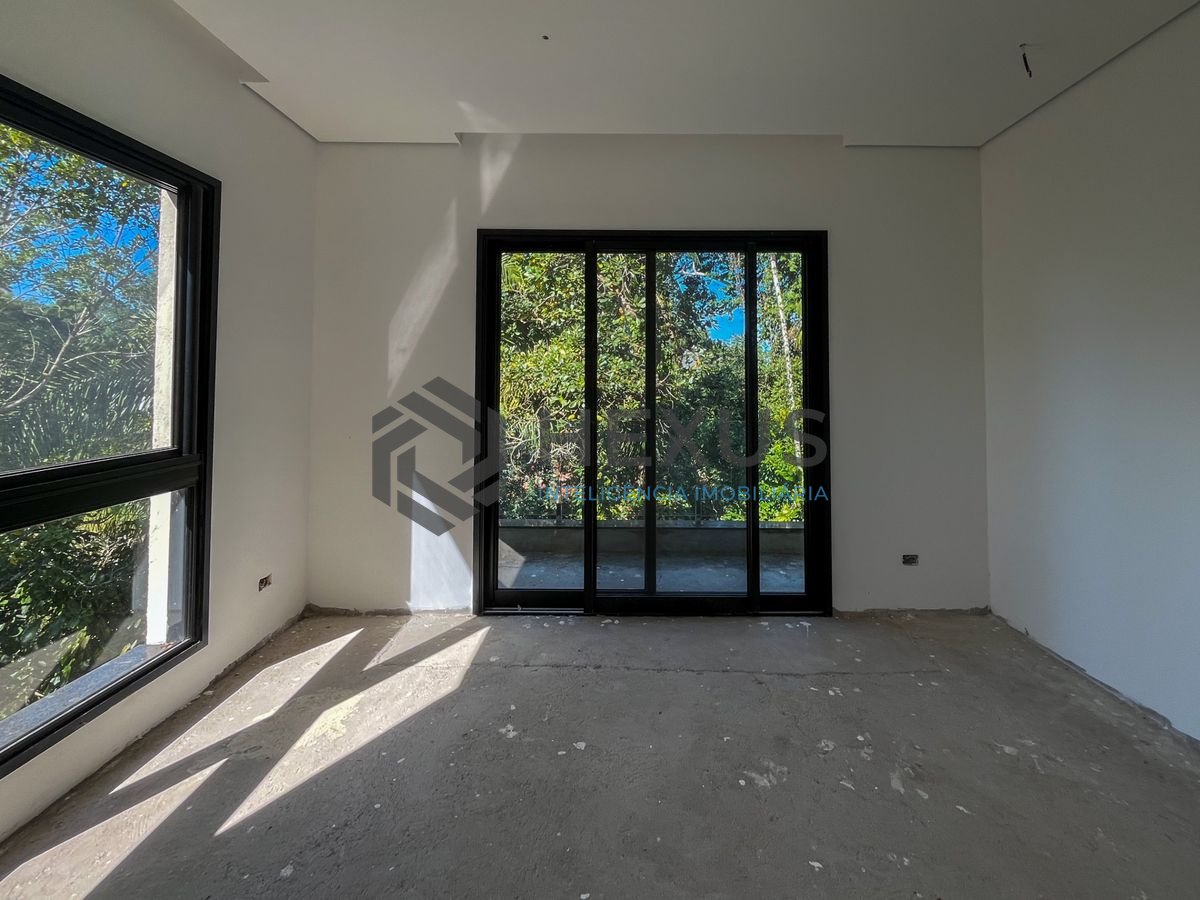 Foto 55 de Casa nova Tela em Branco, 300 mts da praia, no Condomínio Iporanga, Guarujá, SP