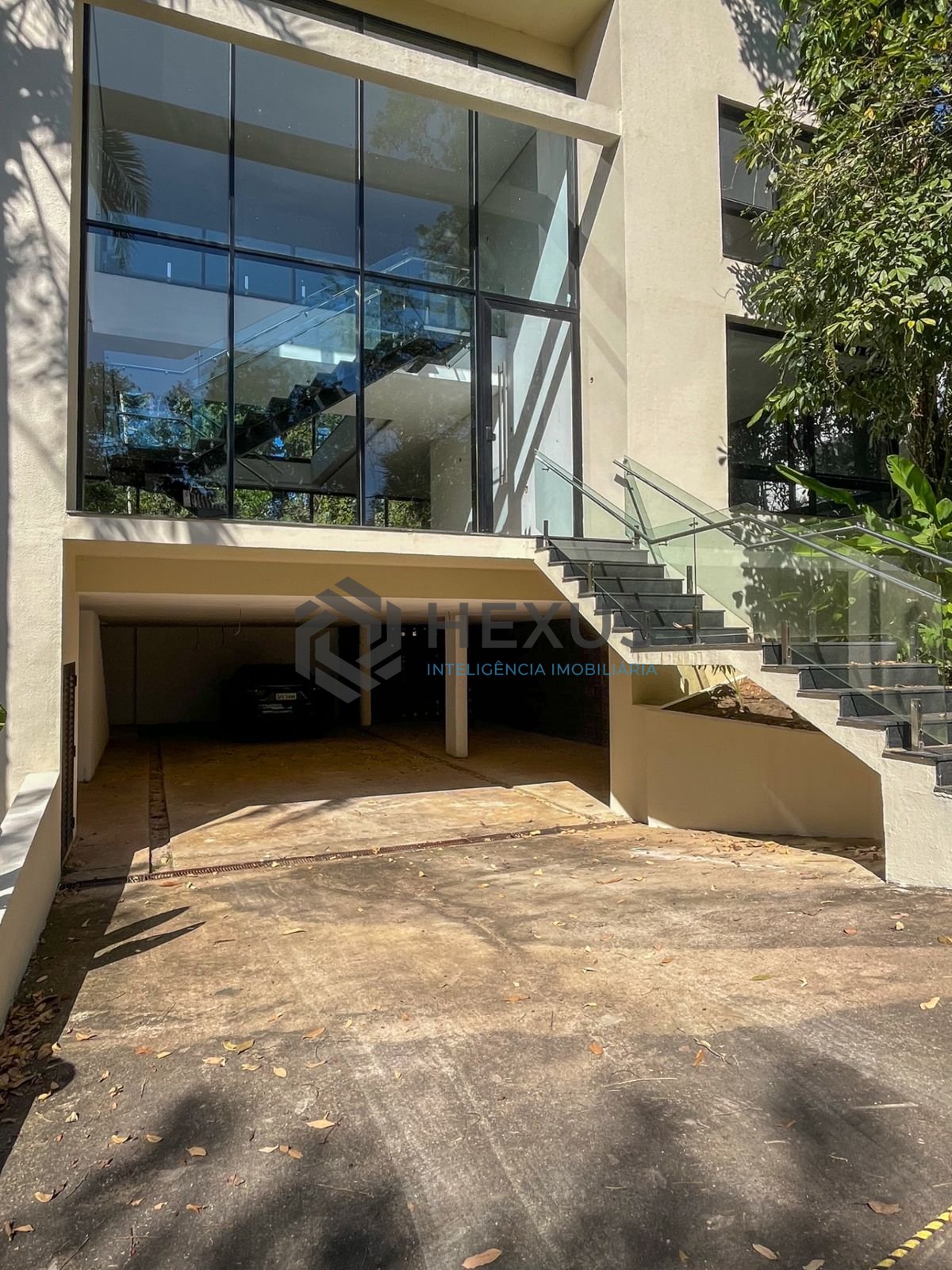 Foto 6 de Casa nova Tela em Branco, 300 mts da praia, no Condomínio Iporanga, Guarujá, SP