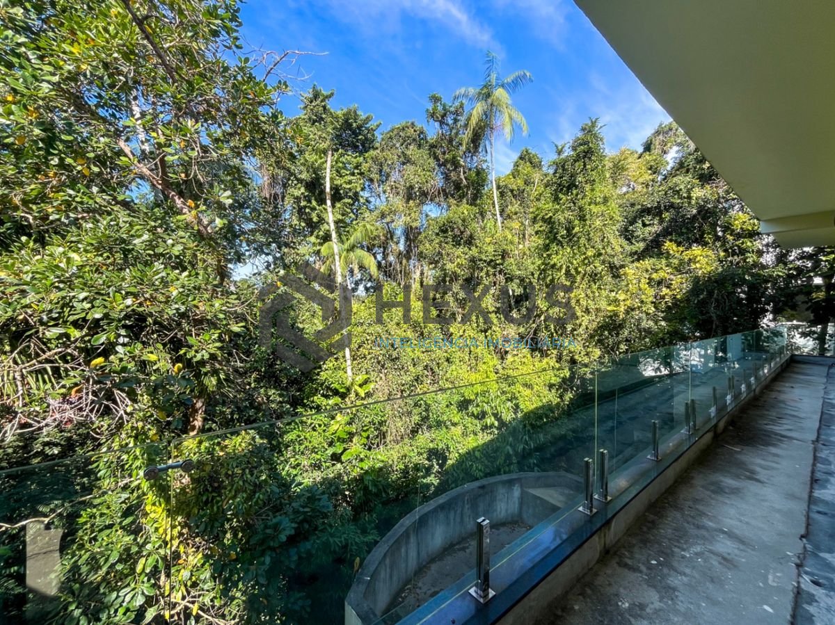 Foto 57 de Casa nova Tela em Branco, 300 mts da praia, no Condomínio Iporanga, Guarujá, SP