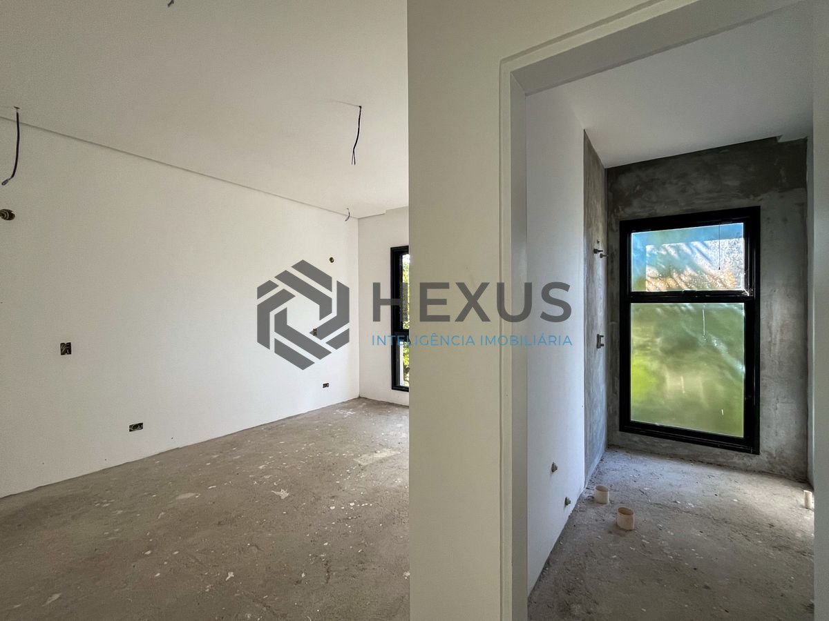 Foto 47 de Casa nova Tela em Branco, 300 mts da praia, no Condomínio Iporanga, Guarujá, SP