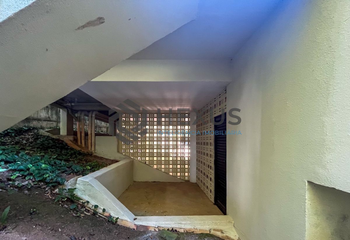 Foto 27 de Casa nova Tela em Branco, 300 mts da praia, no Condomínio Iporanga, Guarujá, SP
