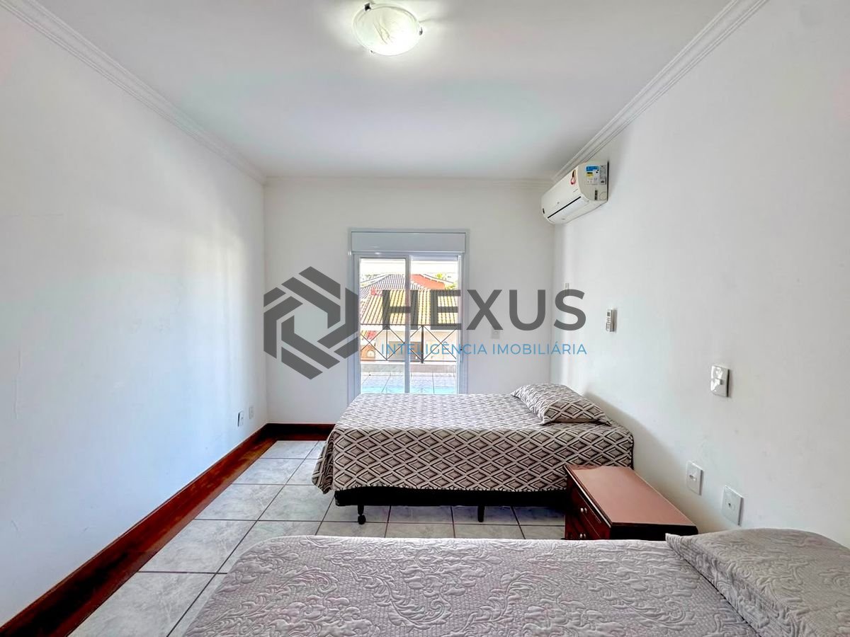 Foto 42 de Casa de alto padrão com piscina e área gourmet no Jardim Acapulco, Guarujá