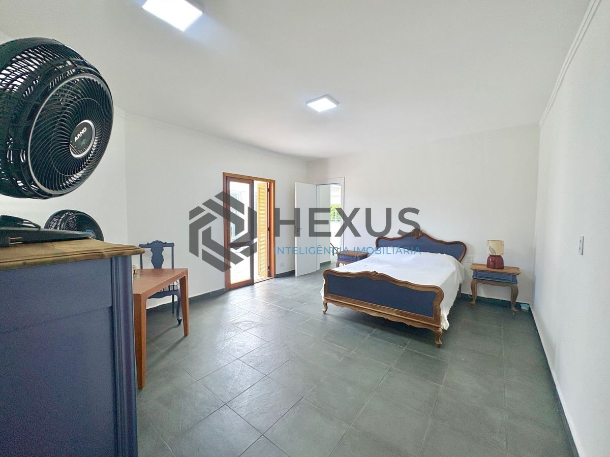 Foto 17 de Casa reformada com piscina e área gourmet no Jardim Acapulco, Guarujá
