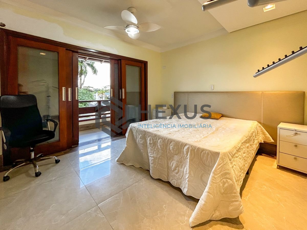 Foto 40 de Casa reformada de alto padrão no Condomínio Granville na Enseada, Guarujá