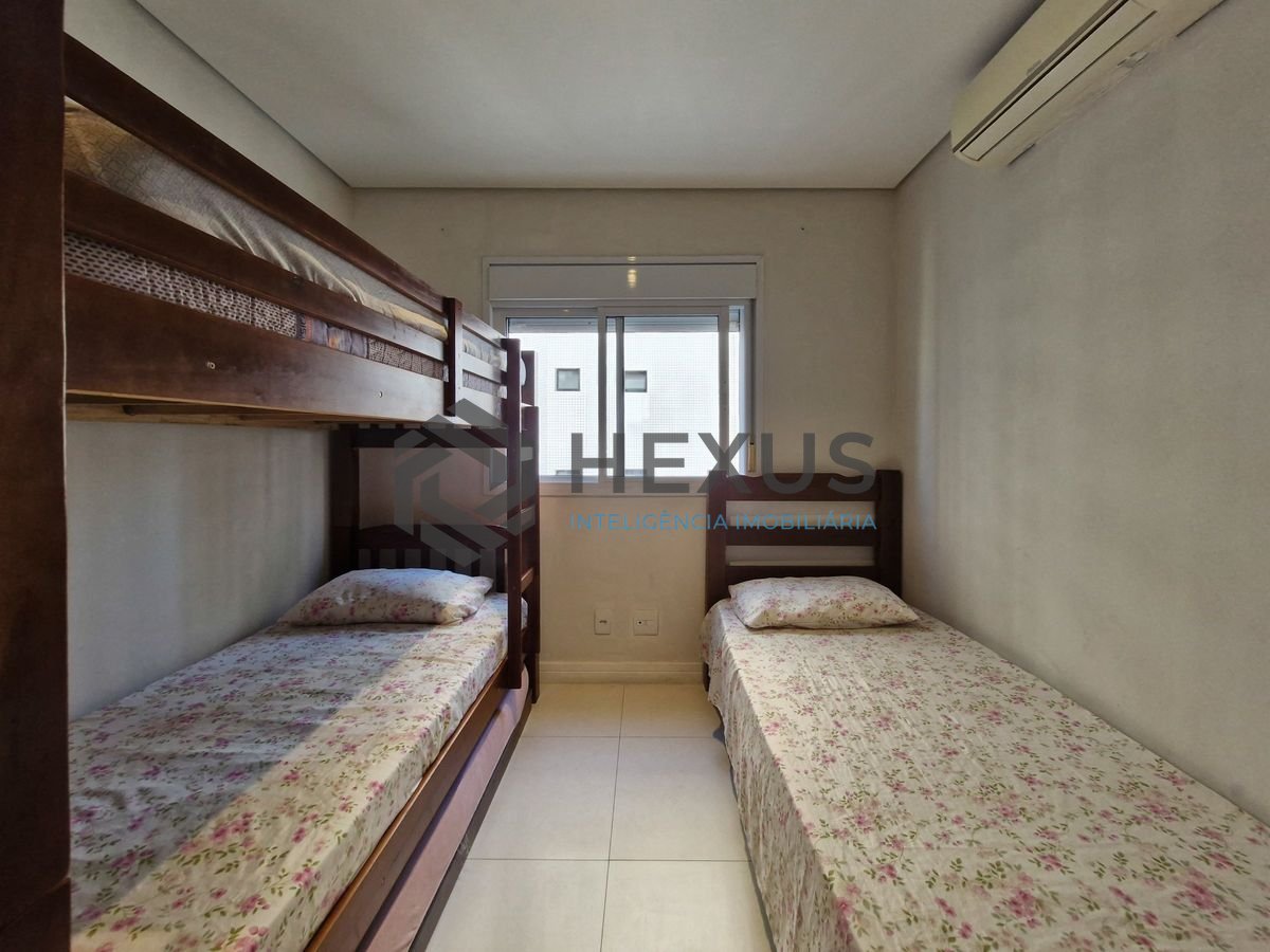 Foto 22 de Apartamento reformado com varanda gourmet vista mar na beira mar no Jardim Astúrias, Guarujá