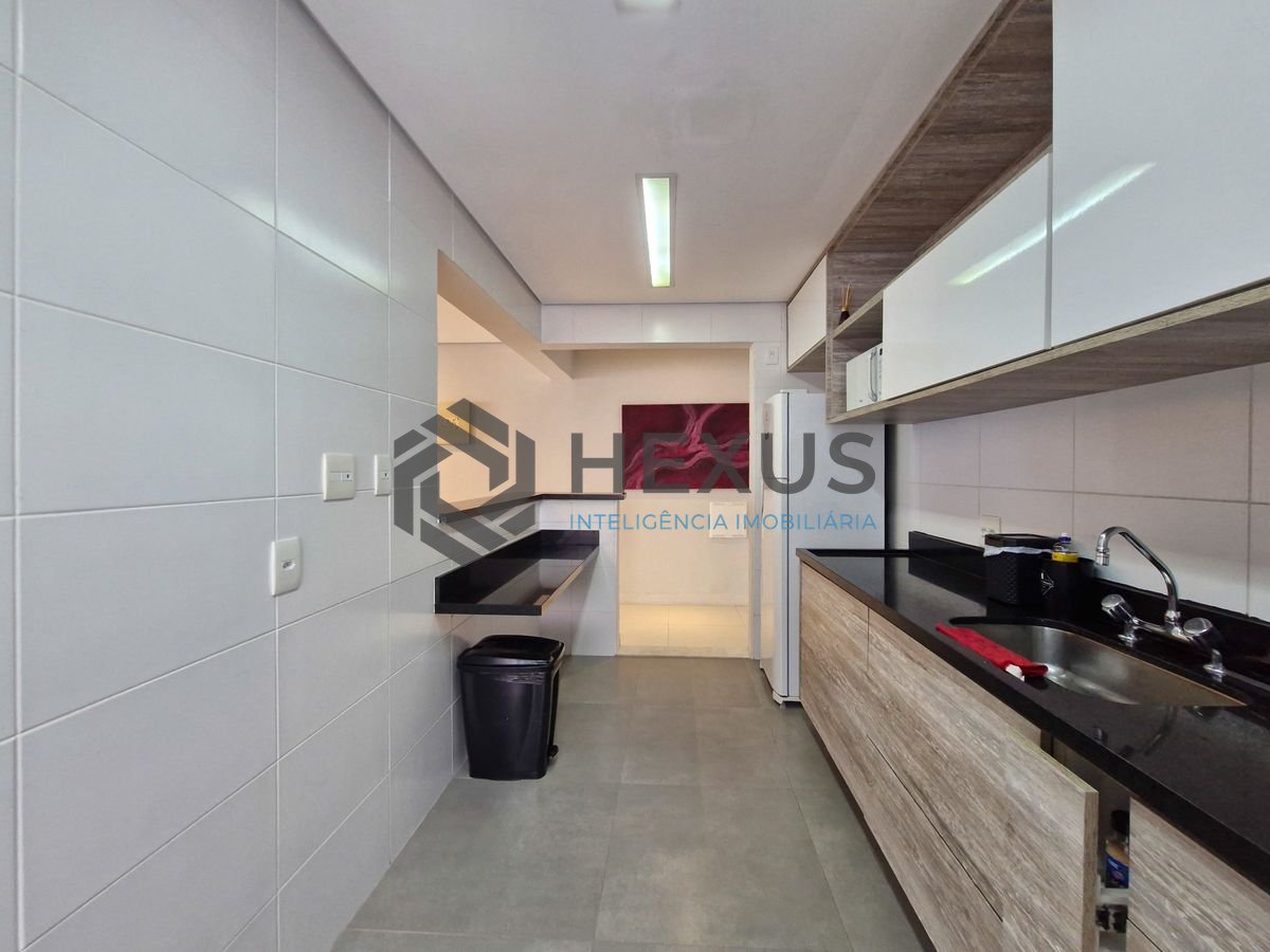Foto 29 de Apartamento reformado com varanda gourmet vista mar na beira mar no Jardim Astúrias, Guarujá