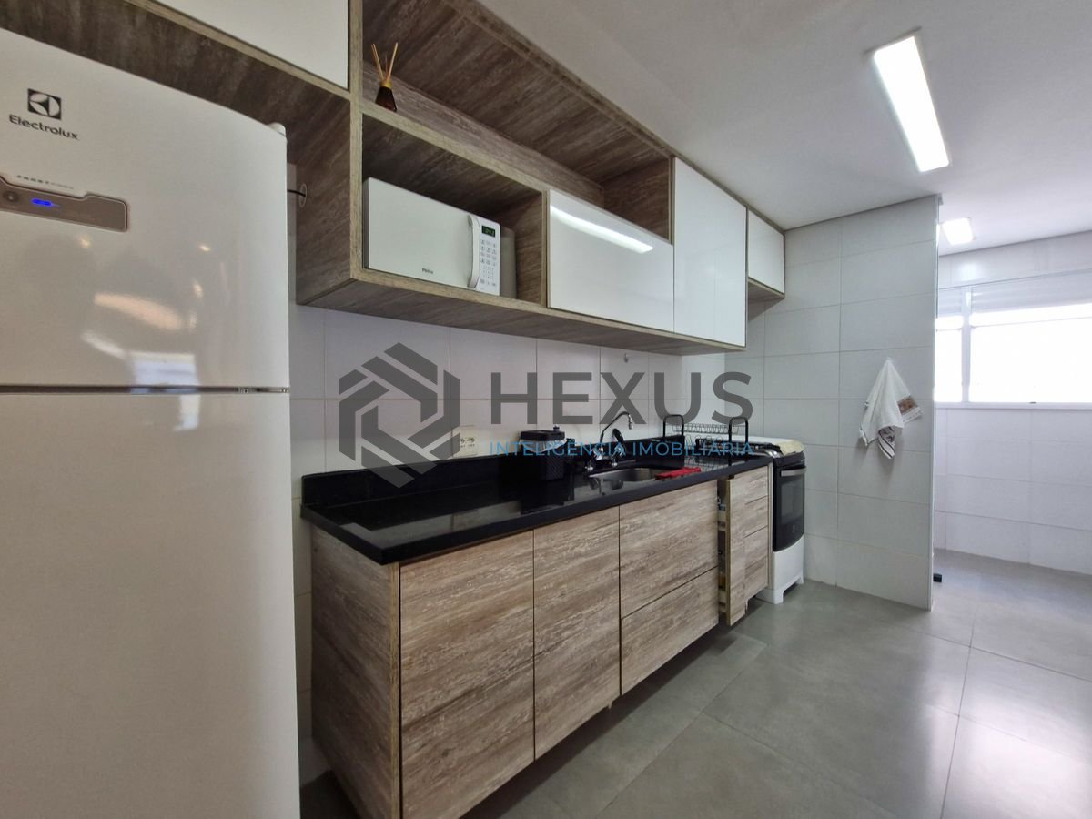 Foto 30 de Apartamento reformado com varanda gourmet vista mar na beira mar no Jardim Astúrias, Guarujá