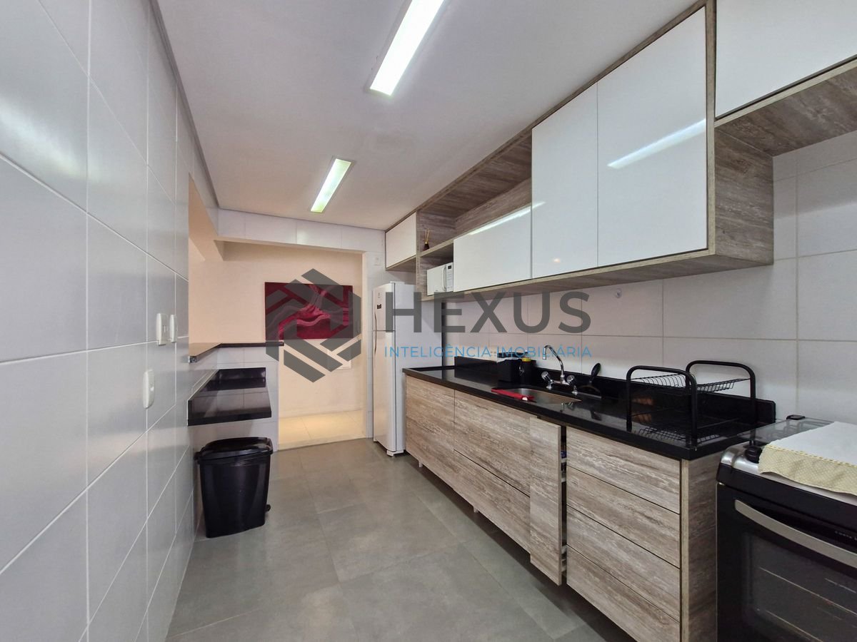 Foto 28 de Apartamento reformado com varanda gourmet vista mar na beira mar no Jardim Astúrias, Guarujá
