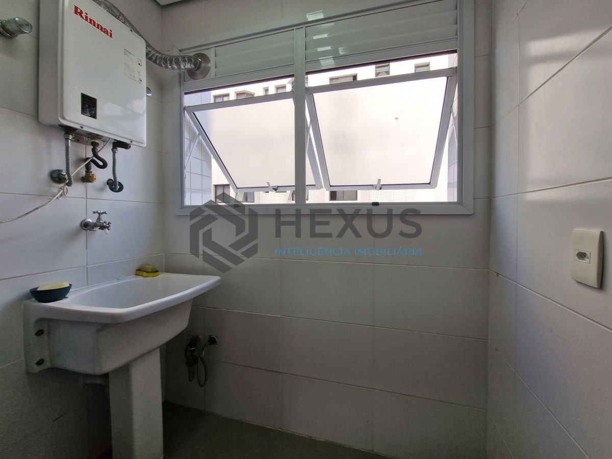 Foto 31 de Apartamento reformado com varanda gourmet vista mar na beira mar no Jardim Astúrias, Guarujá