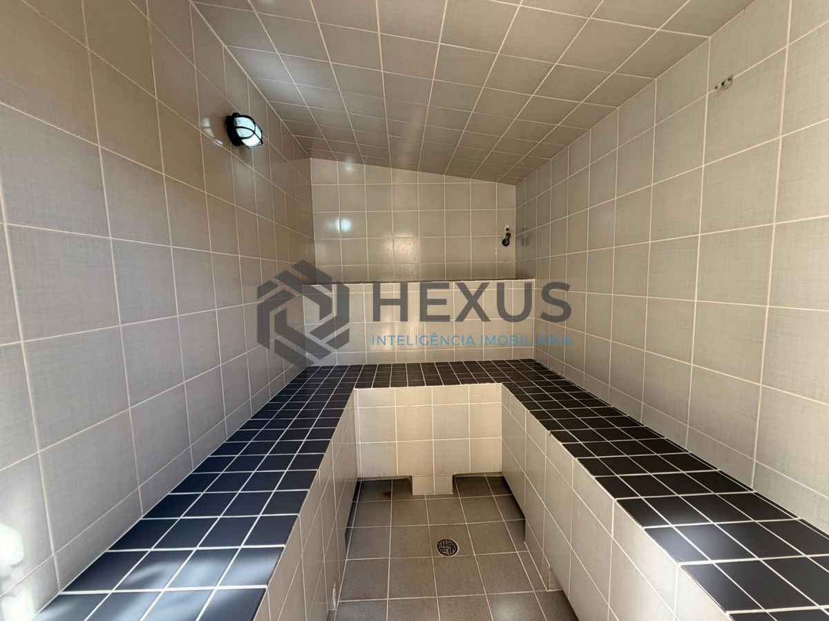 Foto 16 de Apartamento reformado com varanda e lazer a 400m da praia na região do Jardim Las Palmas no Jardim Astúrias, Guarujá