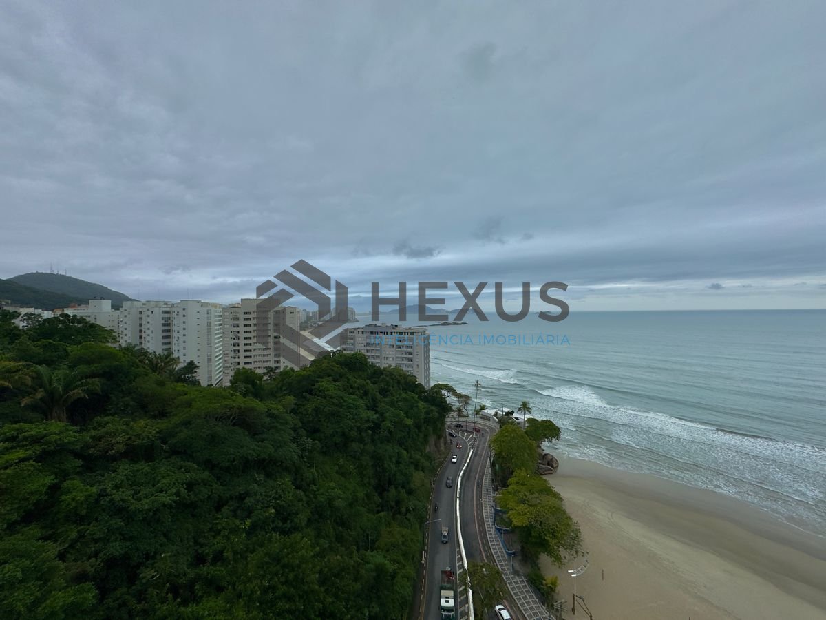 Foto 4 de Cobertura frente mar reformada com varanda vista mar  no Jardim Astúrias, Guarujá