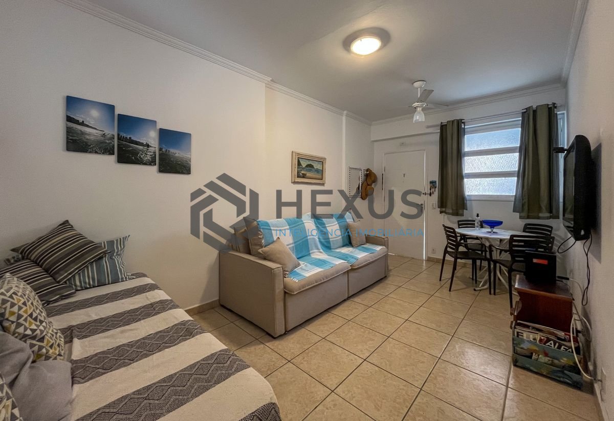 Foto 5 de Apartamento com varanda e lazer a 1 quadra da praia na região da Barra Funda nas Pitangueiras, Guarujá