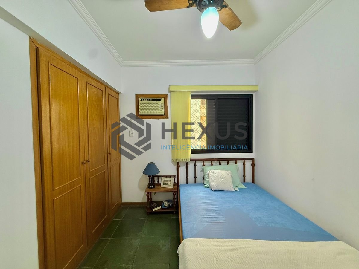 Foto 19 de Apartamento com varanda e lazer a 300m da praia na Enseada, Guarujá