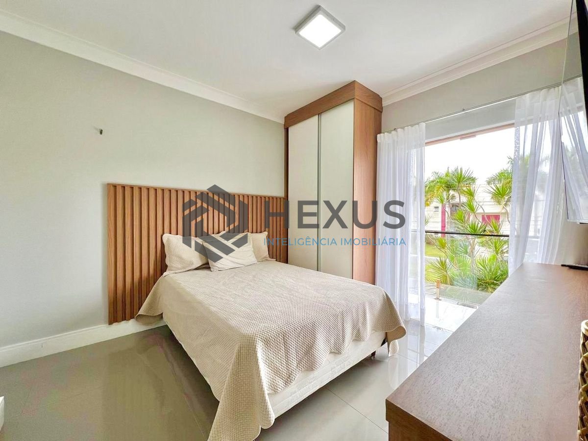 Foto 36 de Casa reformada com piscina e área gourmet no Jardim Acapulco, Guarujá