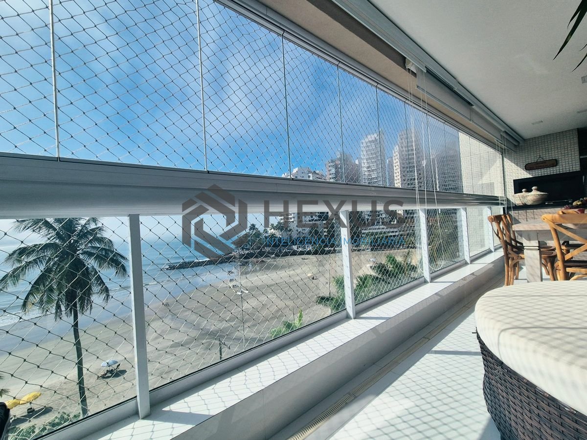Foto 4 de Apartamento frente mar com varanda gourmet vista mar e lazer no Jardim Astúrias, Guarujá