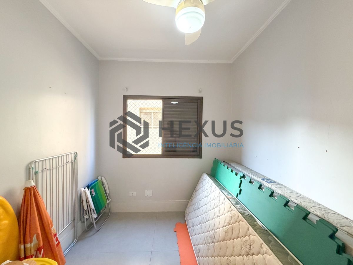 Foto 15 de Apartamento reformado com varanda e lazer no Jardim São Miguel na Enseada, Guarujá