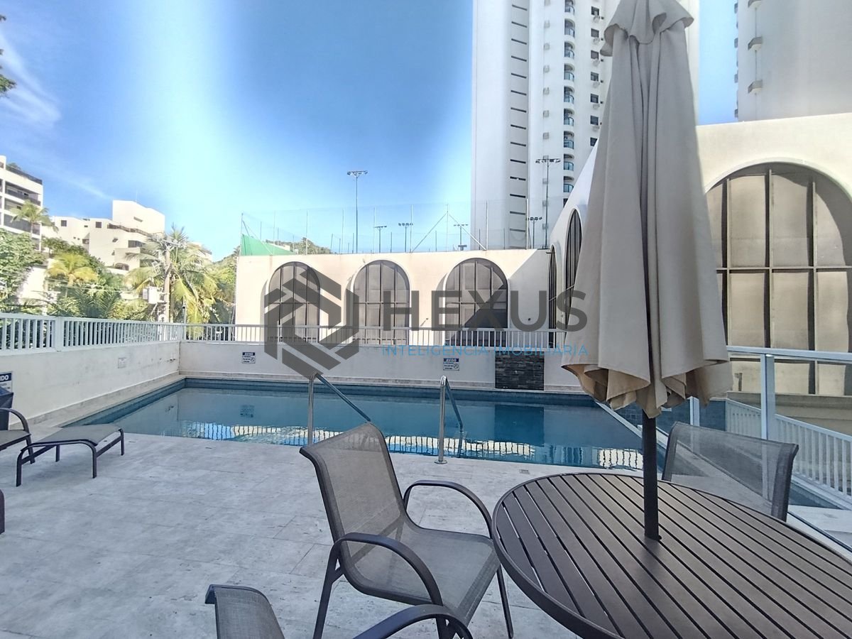 Foto 29 de Apartamento com varanda e lazer a 300m da praia na região do Tortugas na Enseada, Guarujá