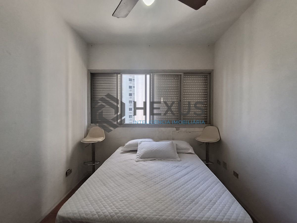 Foto 10 de Apartamento com varanda e lazer a 300m da praia na região do Tortugas na Enseada, Guarujá