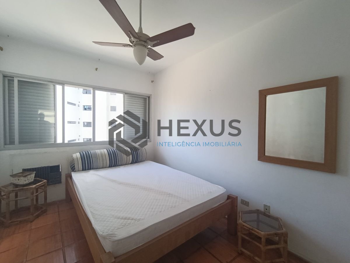 Foto 17 de Apartamento com varanda e lazer a 300m da praia na região do Tortugas na Enseada, Guarujá