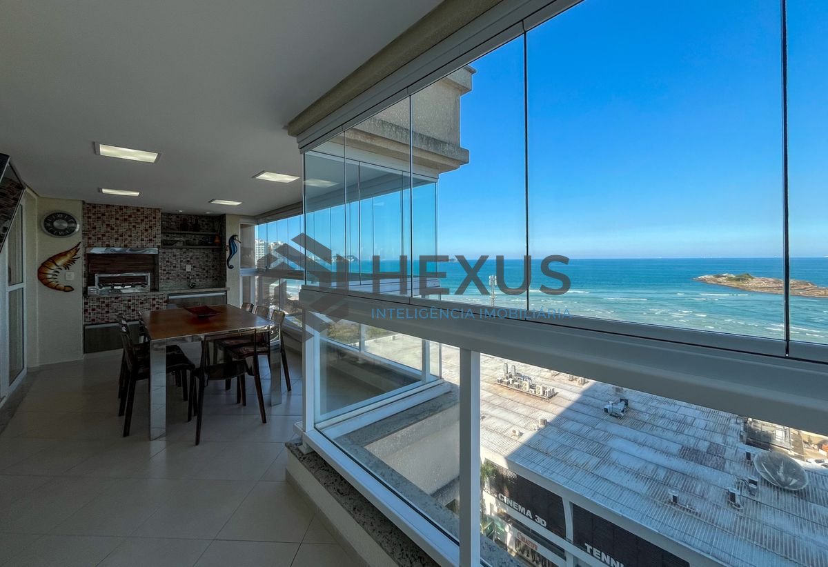 Foto 2 de Apartamento reformado frente mar com varanda gourmet vista mar e lazer nas Pitangueiras, Guarujá