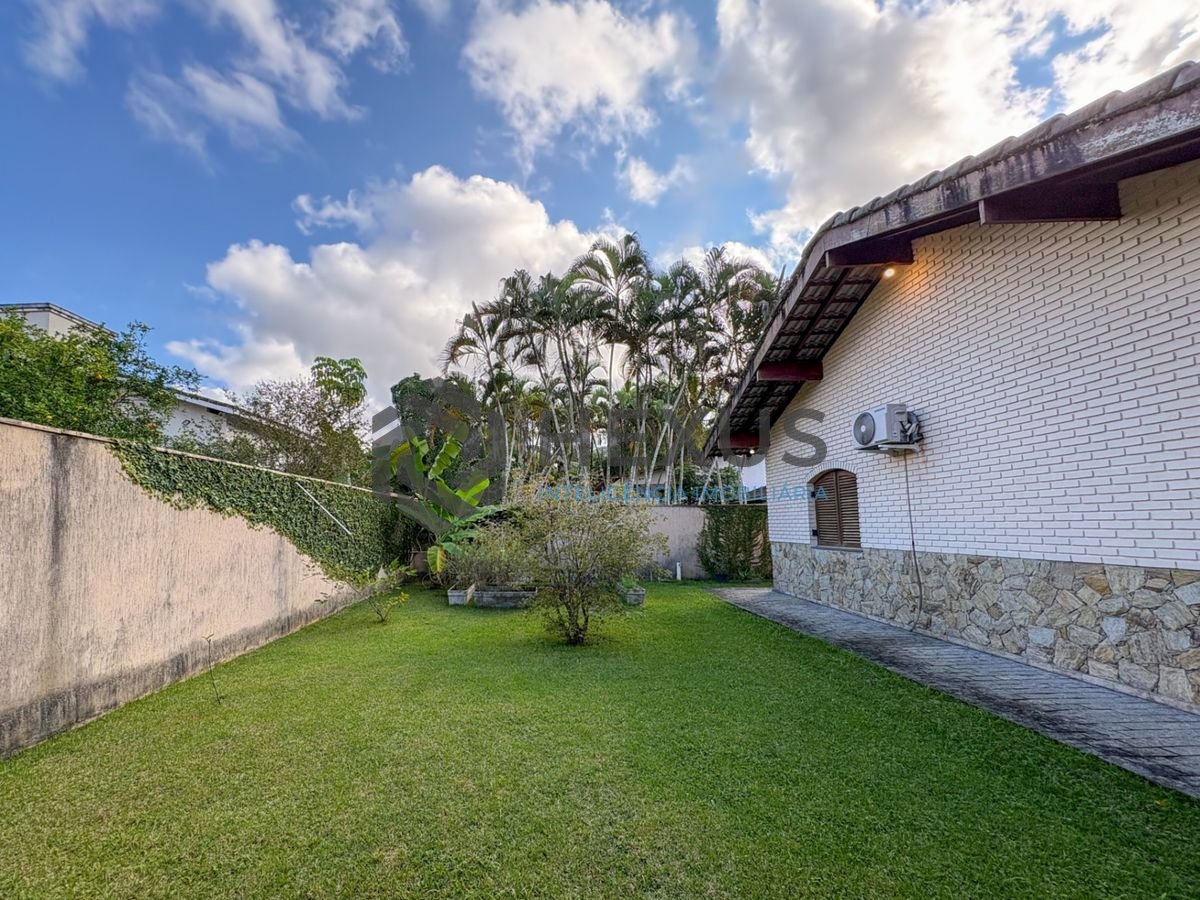 Foto 42 de Casa reformada na região do Condomínio Granville na Enseada, Guarujá