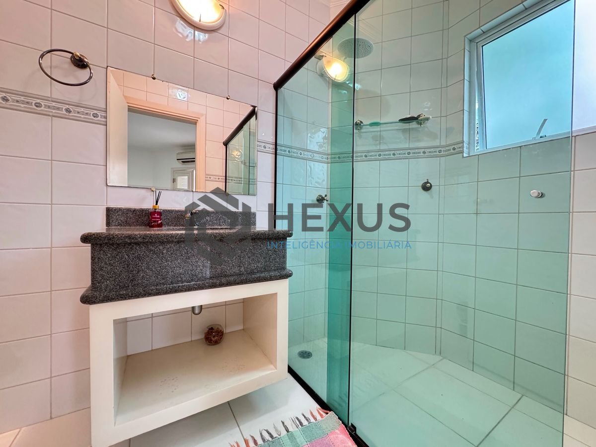 Foto 31 de Casa com piscina e área gourmet no Jardim Acapulco, Guarujá