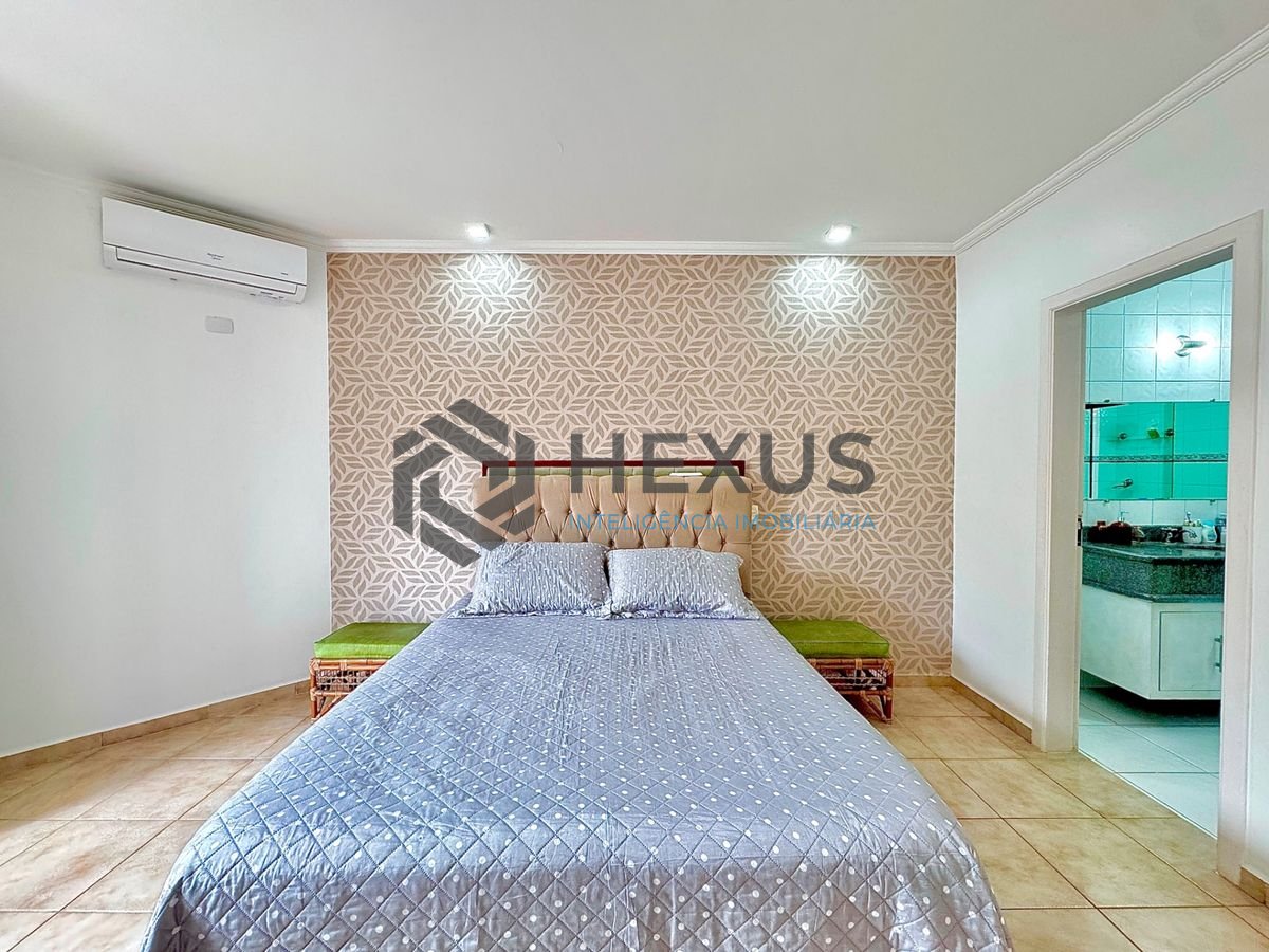 Foto 15 de Casa reformada com piscina e área gourmet no Jardim Acapulco, Guarujá