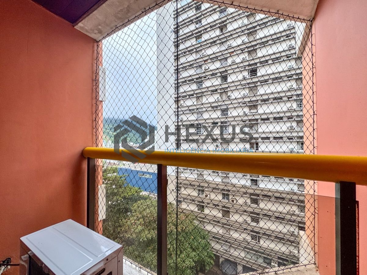 Foto 24 de Apartamento reformado com varanda e lazer a 1 quadra da praia nas Pitangueiras, Guarujá