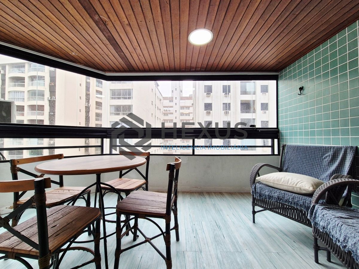 Foto 5 de Apartamento com varanda vista mar e lazer nas Pitangueiras, Guarujá