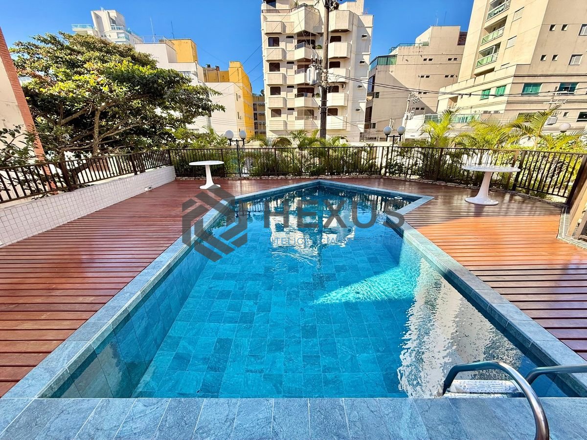 Foto 28 de Apartamento com varanda e lazer a 350m da praia na Enseada, Guarujá
