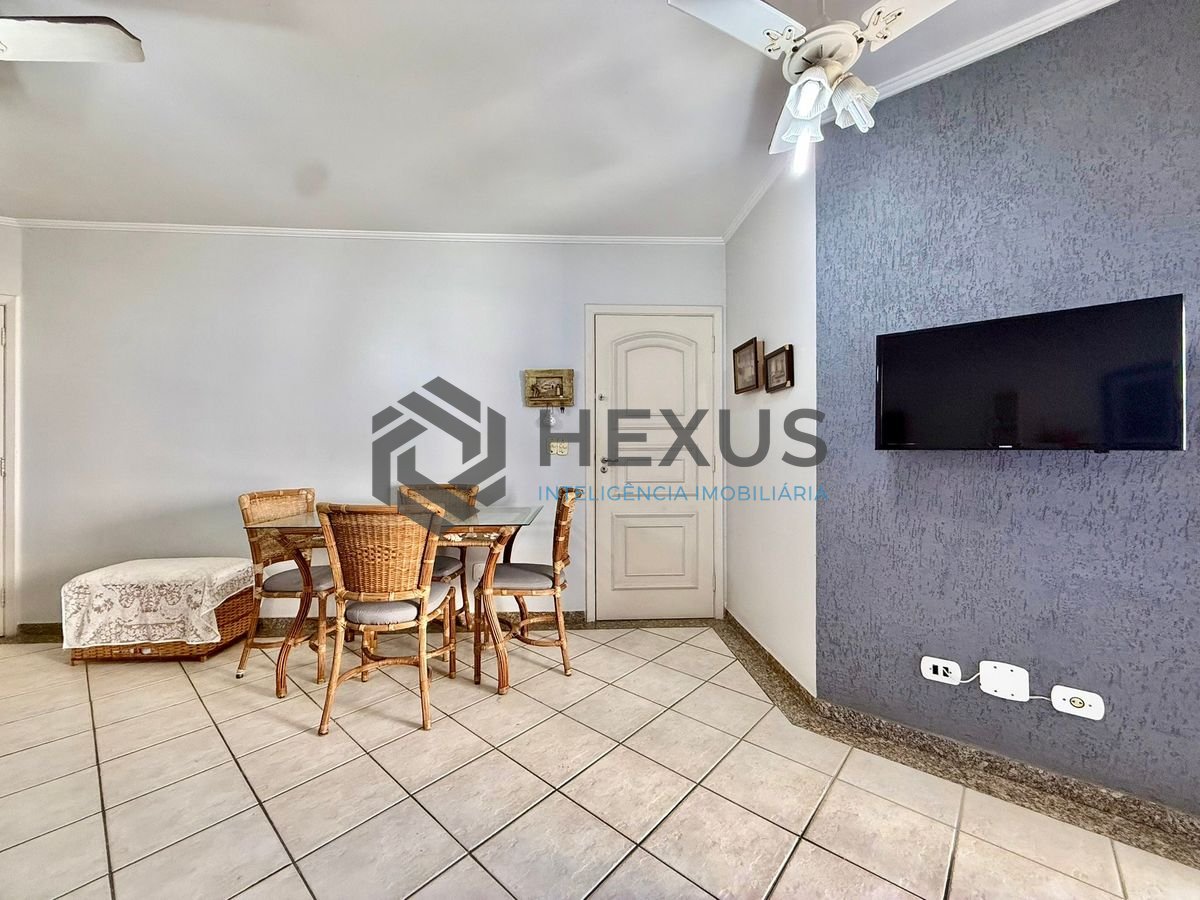 Foto 10 de Apartamento com varanda e lazer a 350m da praia na Enseada, Guarujá