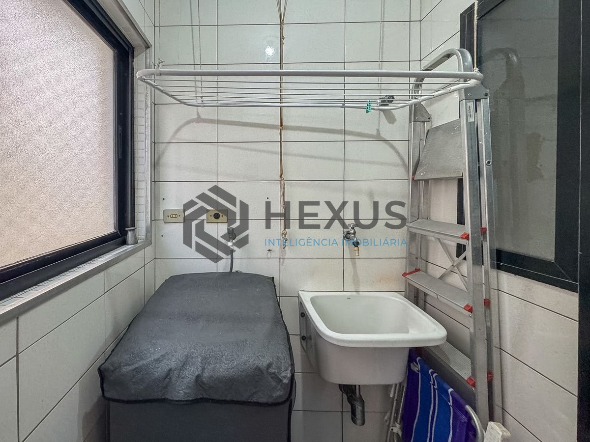 Foto 22 de Apartamento com varanda e lazer na Praia das Astúrias, Guarujá