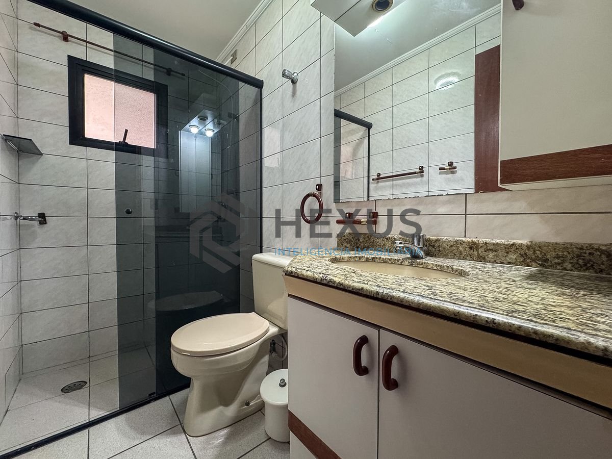 Foto 17 de Apartamento com varanda e lazer na Praia das Astúrias, Guarujá