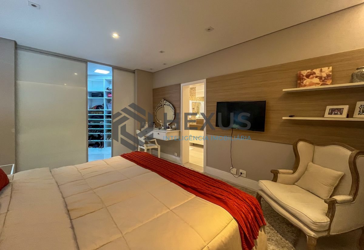 Foto 38 de Apartamento reformado com varanda e lazer a 2 quadras da praia nas Pitangueiras, Guarujá