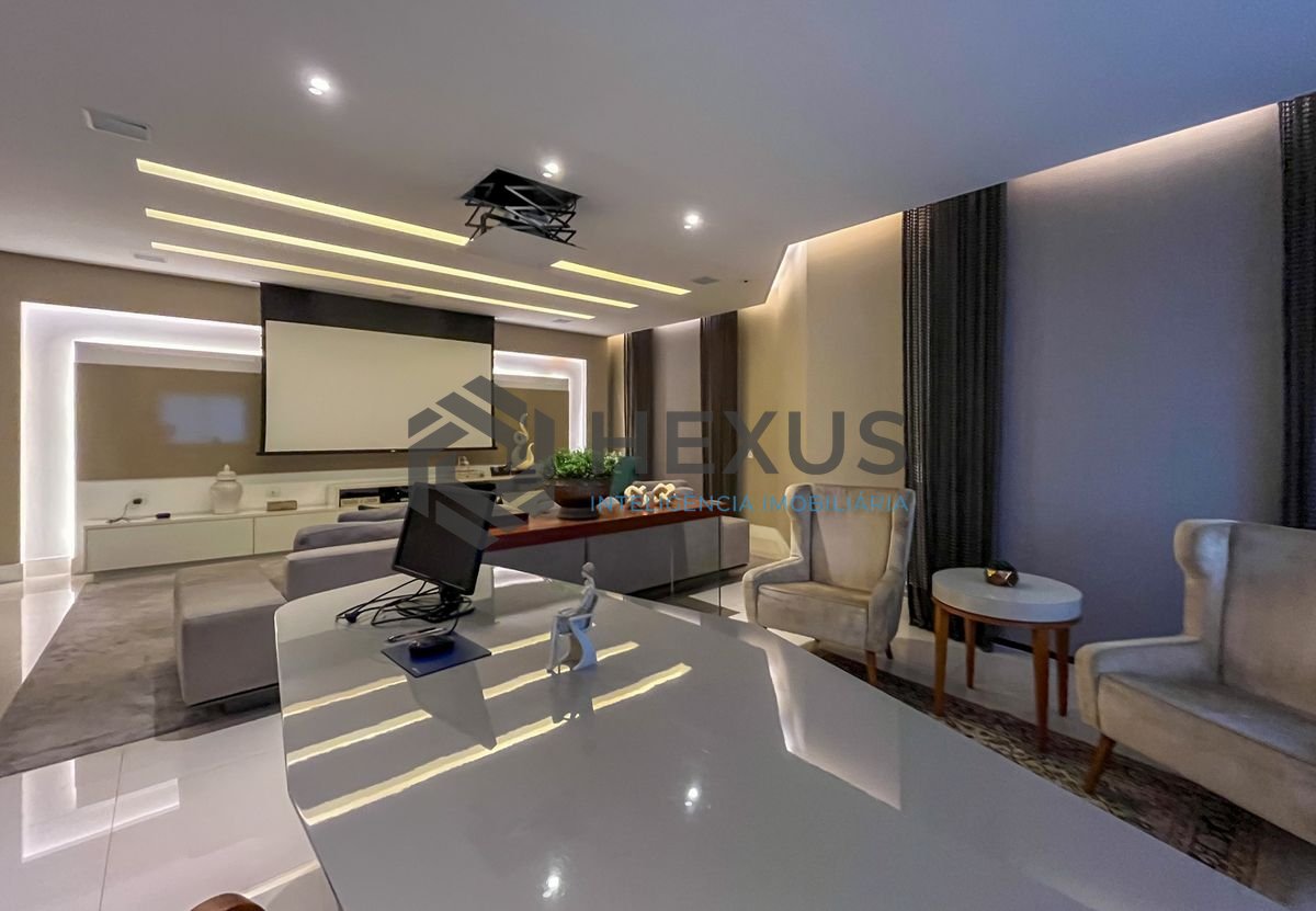 Foto 10 de Apartamento reformado com varanda e lazer a 2 quadras da praia nas Pitangueiras, Guarujá