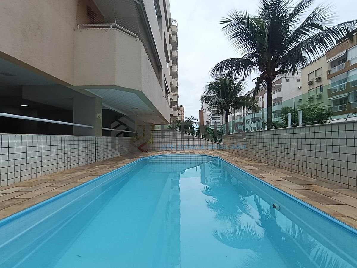 Foto 26 de Apartamento reformado com varanda e lazer a 400m da praia na Enseada, Guarujá