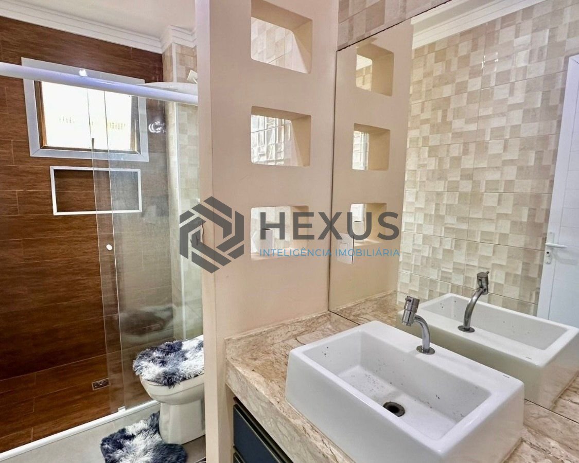 Foto 15 de Apartamento à Venda na Praia da Enseada - Guarujá-SP