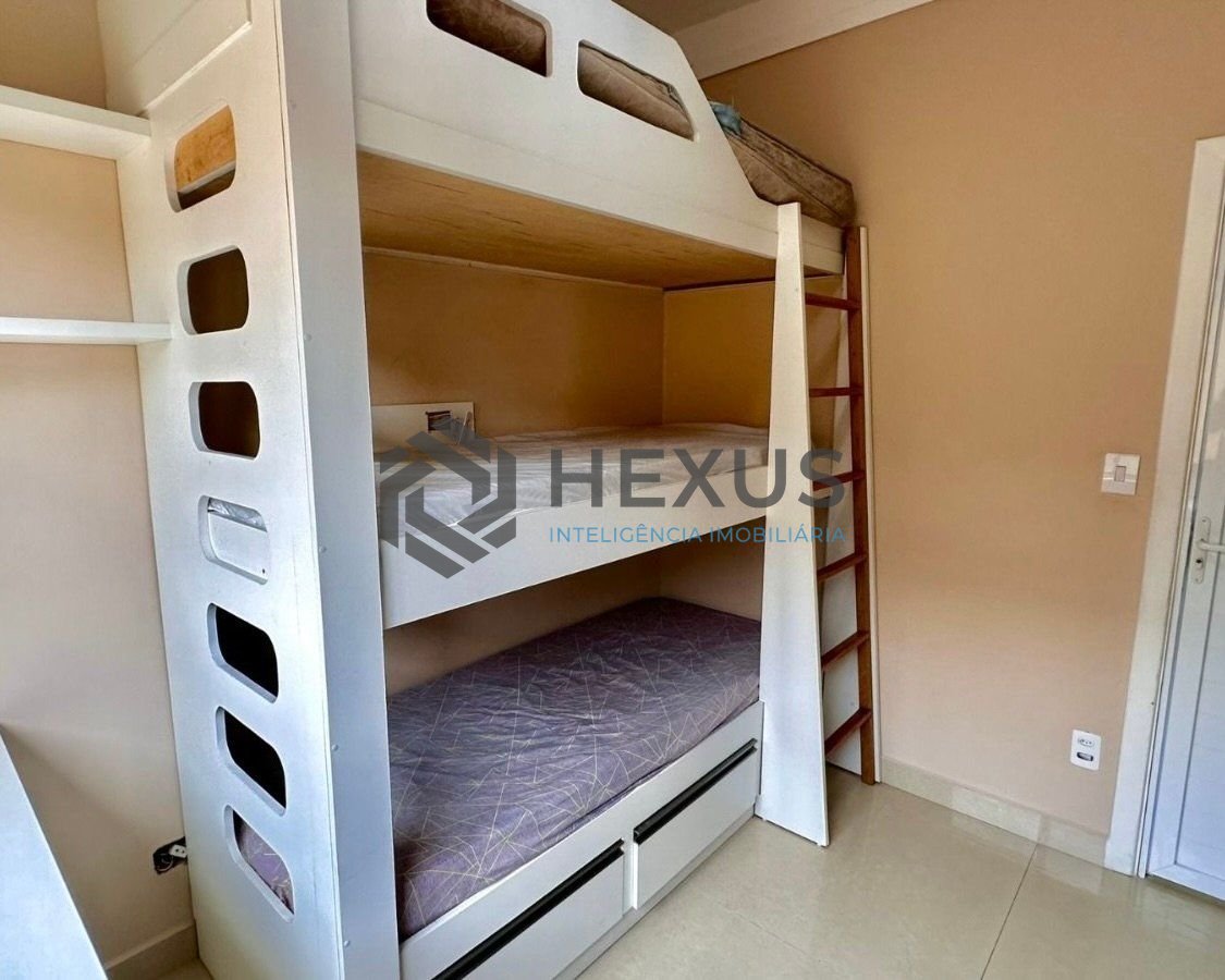Foto 10 de Apartamento à Venda na Praia da Enseada - Guarujá-SP