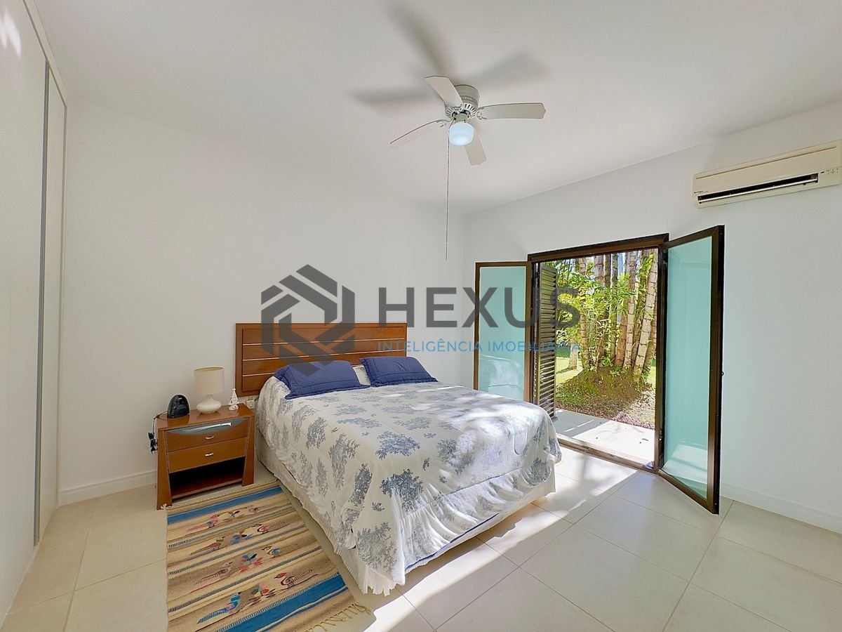 Foto 33 de Casa de alto padrão com piscina e área gourmet no Jardim Acapulco, Guarujá
