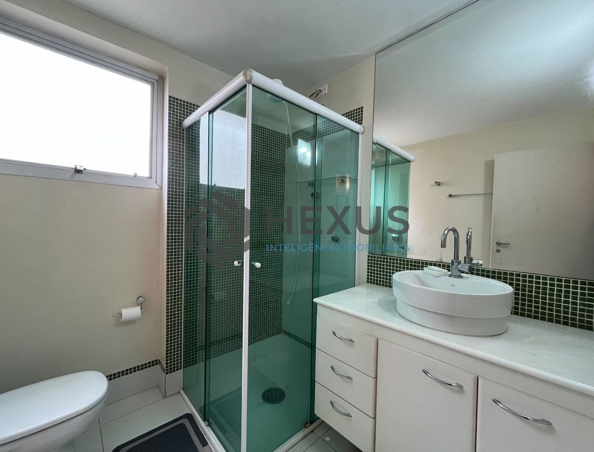 Foto 16 de Apartamento a 2 quadras da praia na região da Barra Funda nas Pitangueiras, Guarujá
