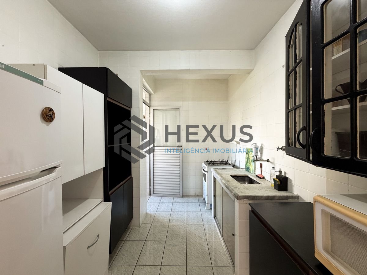 Foto 12 de Apartamento a 500m da praia na região da Vila Júlia na Enseada, Guarujá